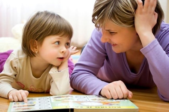 کتابخوانی با کودکان چه تاثیری بر رفتار آن‌ها دارد؟