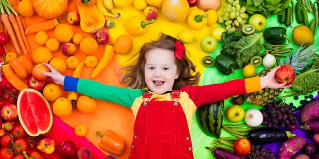 ۲۸ ماده غذایی که سیستم ایمنی کودکان را قوی‌تر می‌کنند