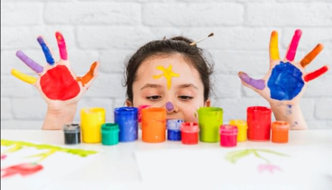 آموزش رنگ ها به کودکان با بازی