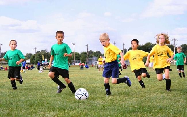ورزش فوتبال و کودکان